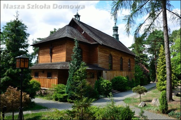 Stara Miłosna - drewniany kościół