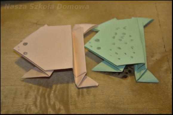 żaby origami